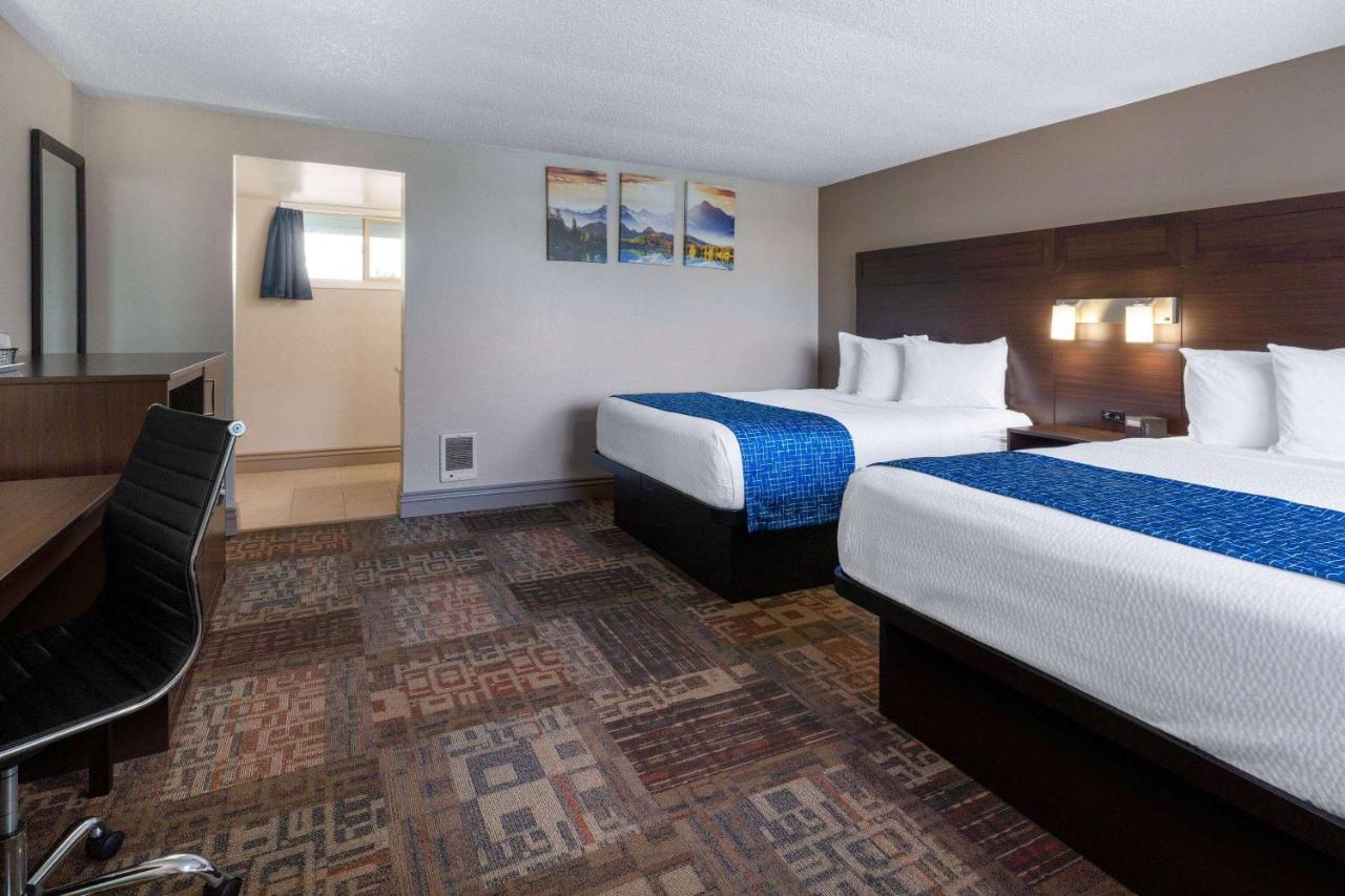 Travelodge By Wyndham Florence Exterior photo